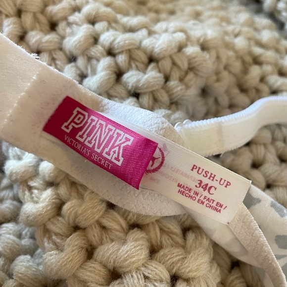 PINK by Victoria’s Secret Push Up 34C - Picture 2 of 2
